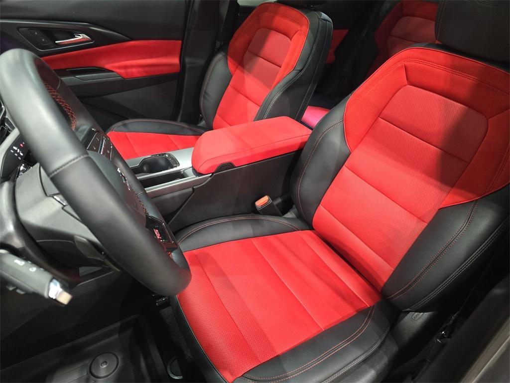 new 2025 Chevrolet Equinox EV car, priced at $38,440