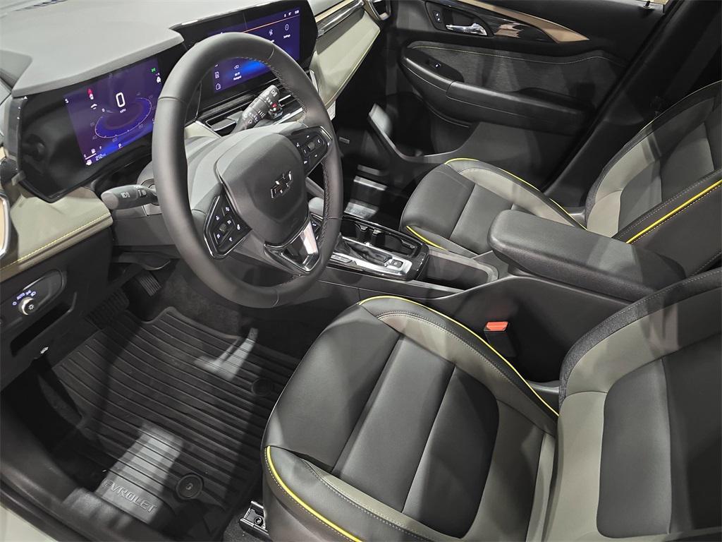 new 2025 Chevrolet TrailBlazer car, priced at $28,356