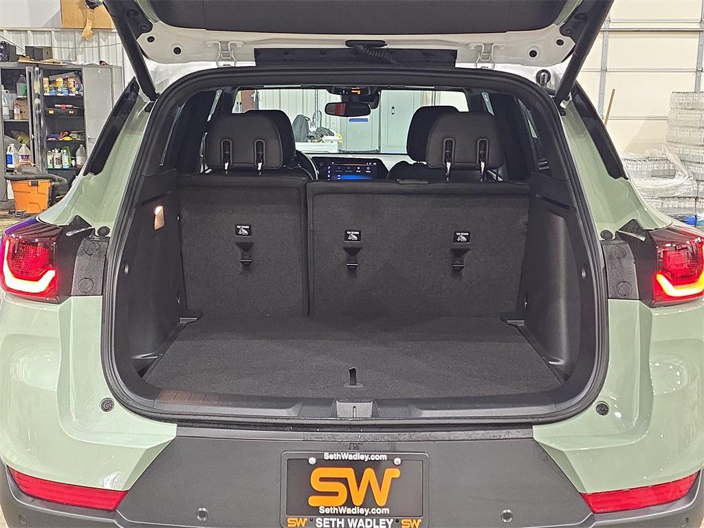 new 2025 Chevrolet TrailBlazer car, priced at $28,356