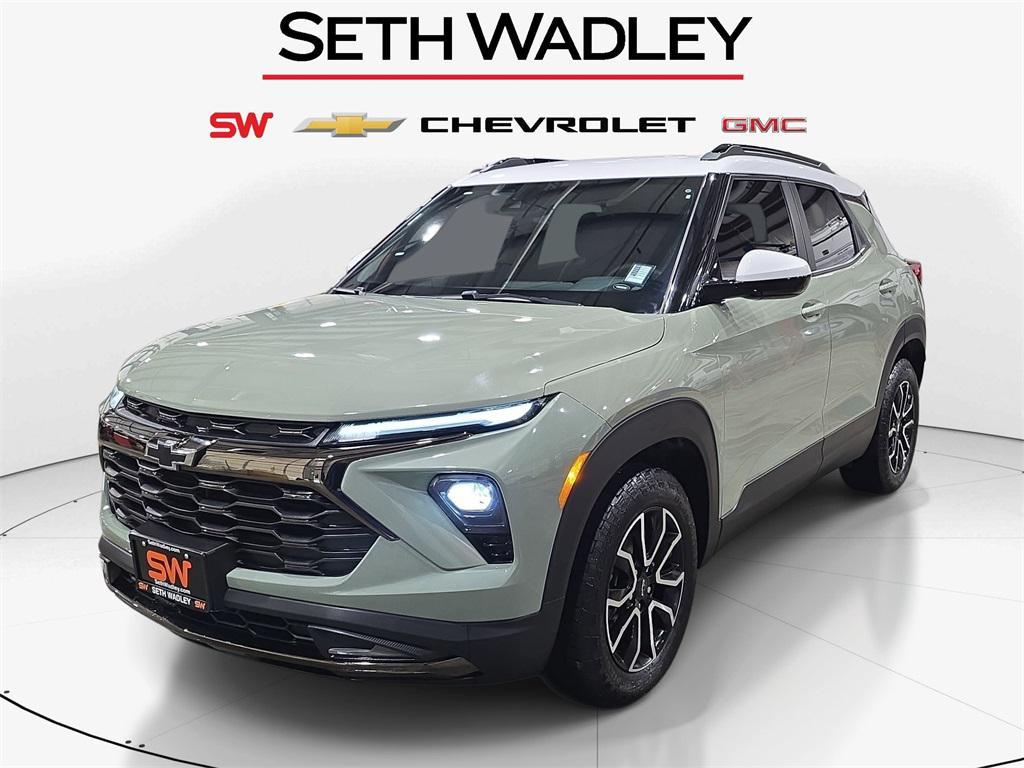 new 2025 Chevrolet TrailBlazer car, priced at $28,356