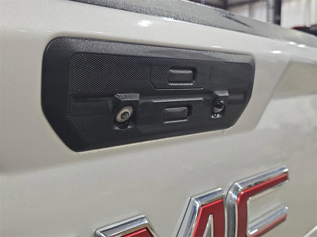 used 2019 GMC Sierra 1500 car, priced at $28,897