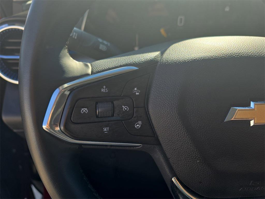 used 2025 Chevrolet Trax car, priced at $22,699