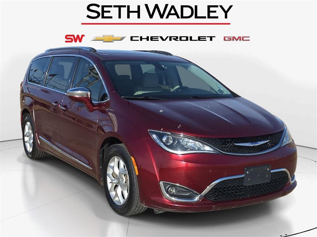 used 2020 Chrysler Pacifica car, priced at $16,855