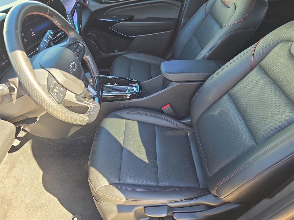 used 2025 Chevrolet Trax car, priced at $26,406