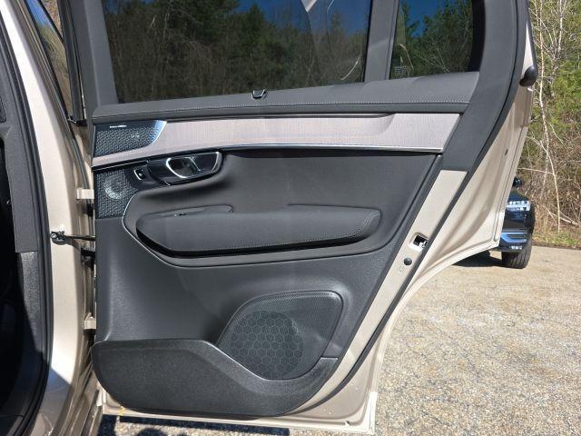 new 2026 Volvo XC90 car, priced at $79,695