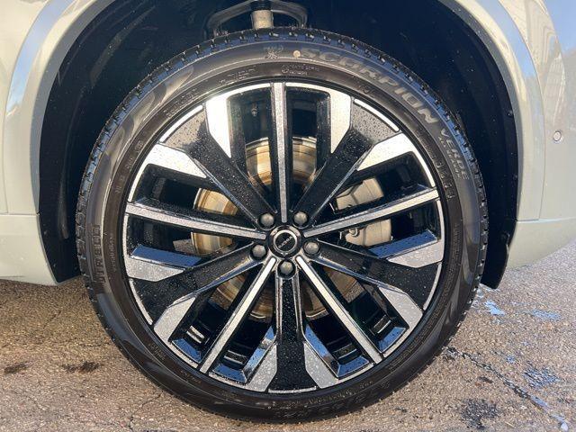 new 2026 Volvo XC90 Plug-In Hybrid car, priced at $81,875