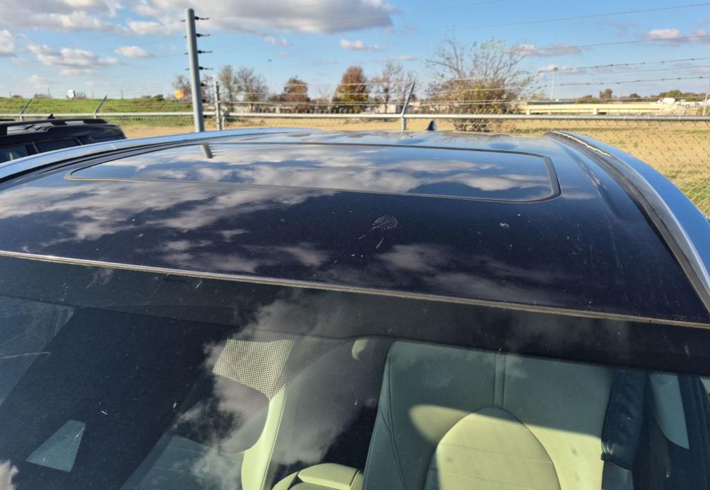 used 2021 Toyota Highlander car, priced at $31,917