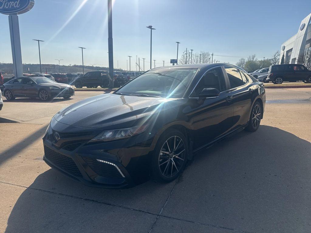 used 2024 Toyota Camry Hybrid car, priced at $27,995