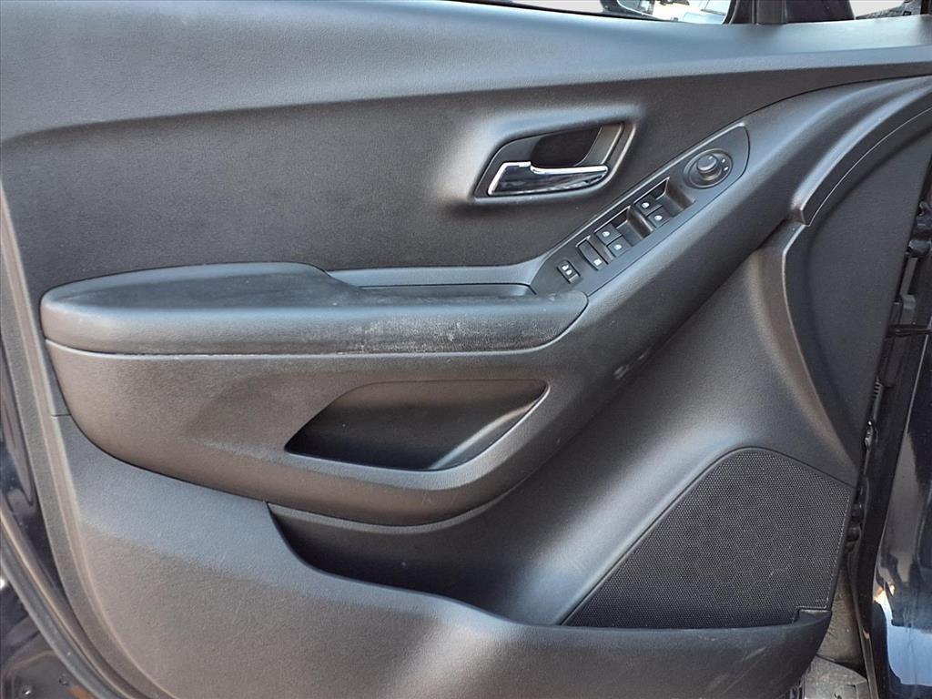 used 2021 Chevrolet Trax car, priced at $11,295