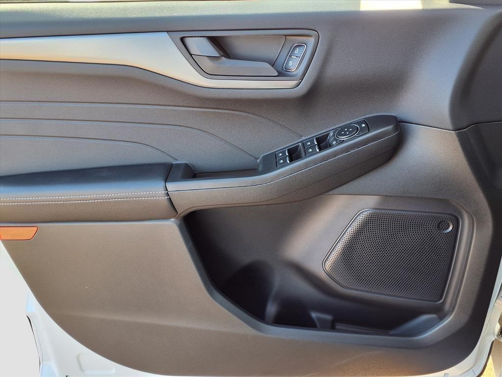 new 2026 Ford Escape car, priced at $26,809