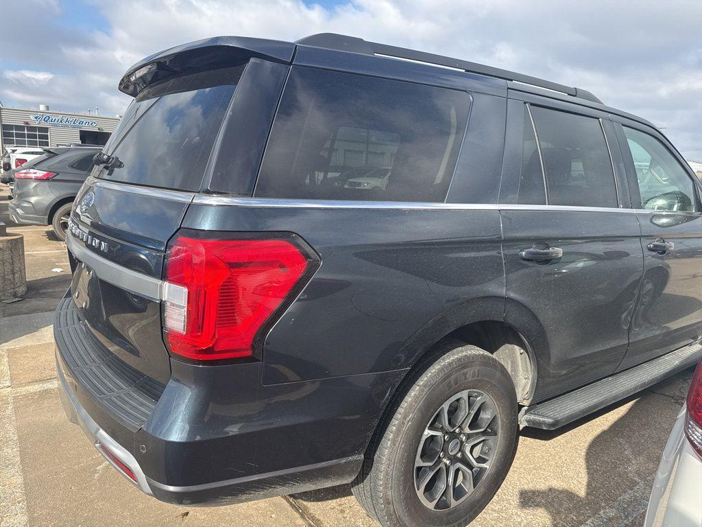 used 2024 Ford Expedition car, priced at $40,995