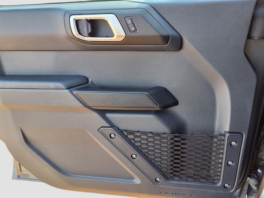 used 2025 Ford Bronco car, priced at $41,595