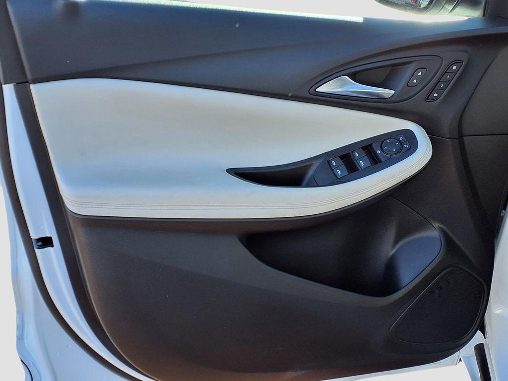 used 2024 Buick Encore GX car, priced at $25,595