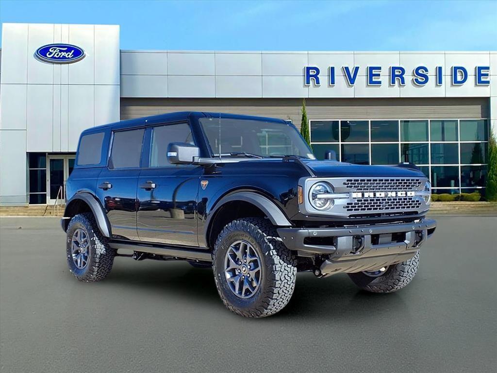 new 2025 Ford Bronco car, priced at $55,277