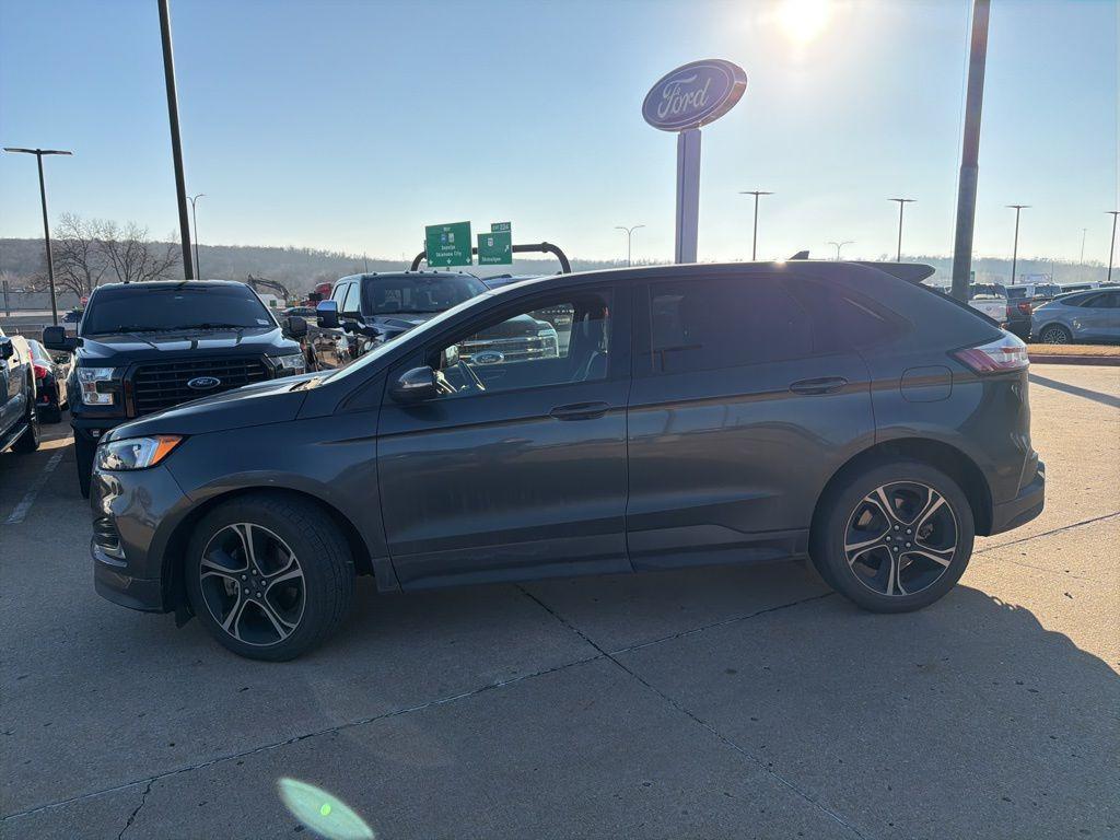 used 2019 Ford Edge car, priced at $15,895