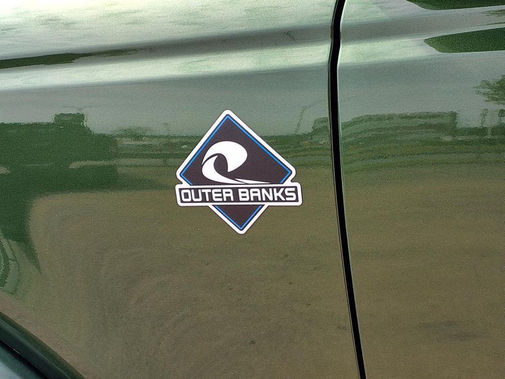 used 2025 Ford Bronco car, priced at $49,995