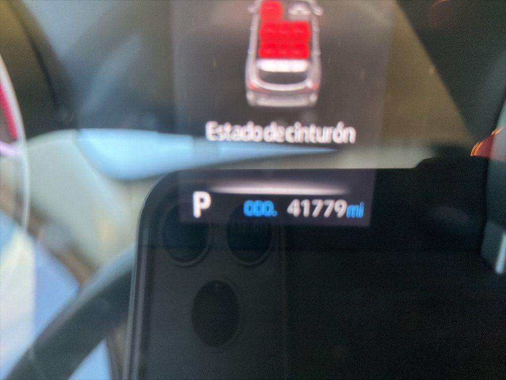 used 2022 Toyota Highlander car, priced at $29,595