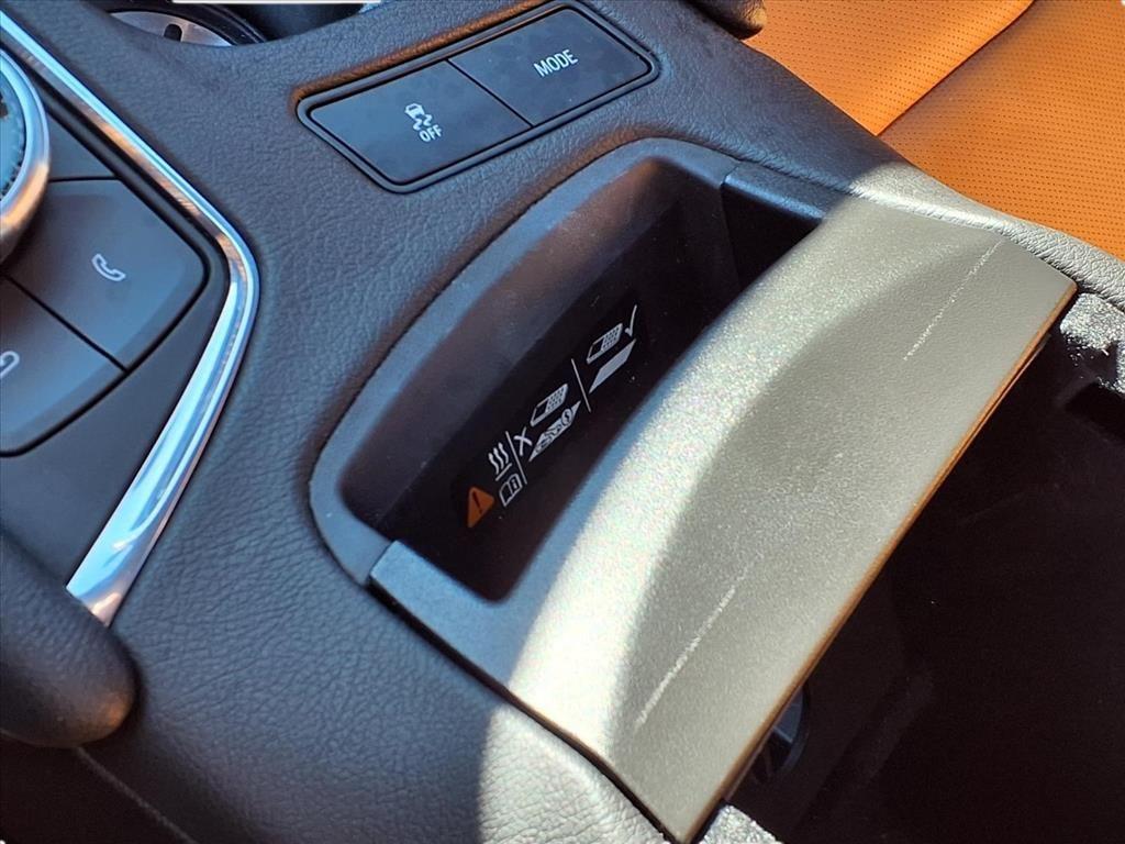 used 2024 Cadillac XT5 car, priced at $37,888