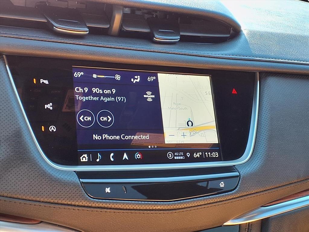 used 2024 Cadillac XT5 car, priced at $37,888