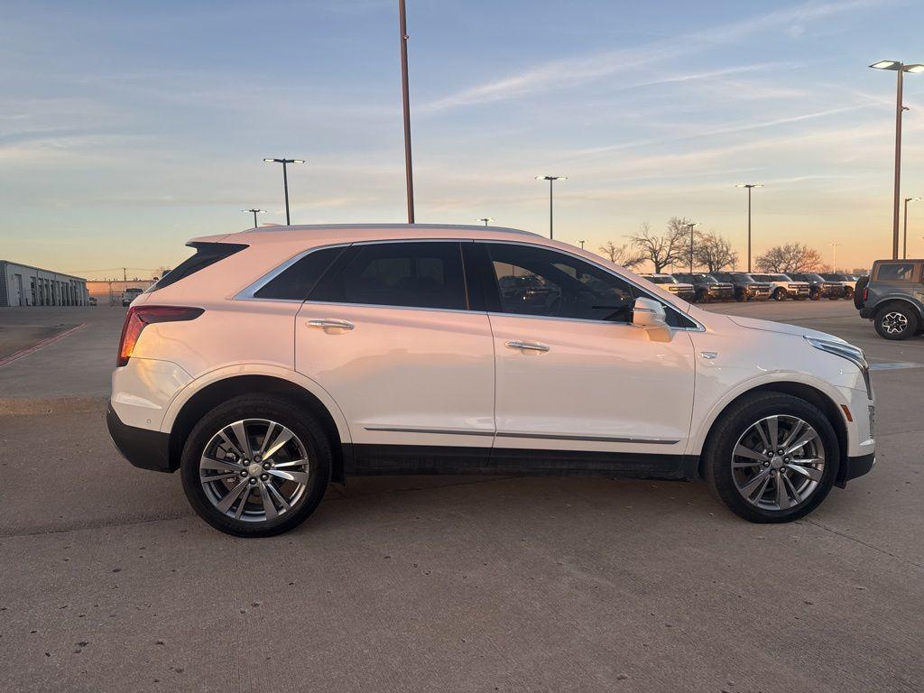 used 2024 Cadillac XT5 car, priced at $37,988