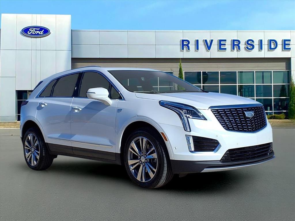 used 2024 Cadillac XT5 car, priced at $37,888