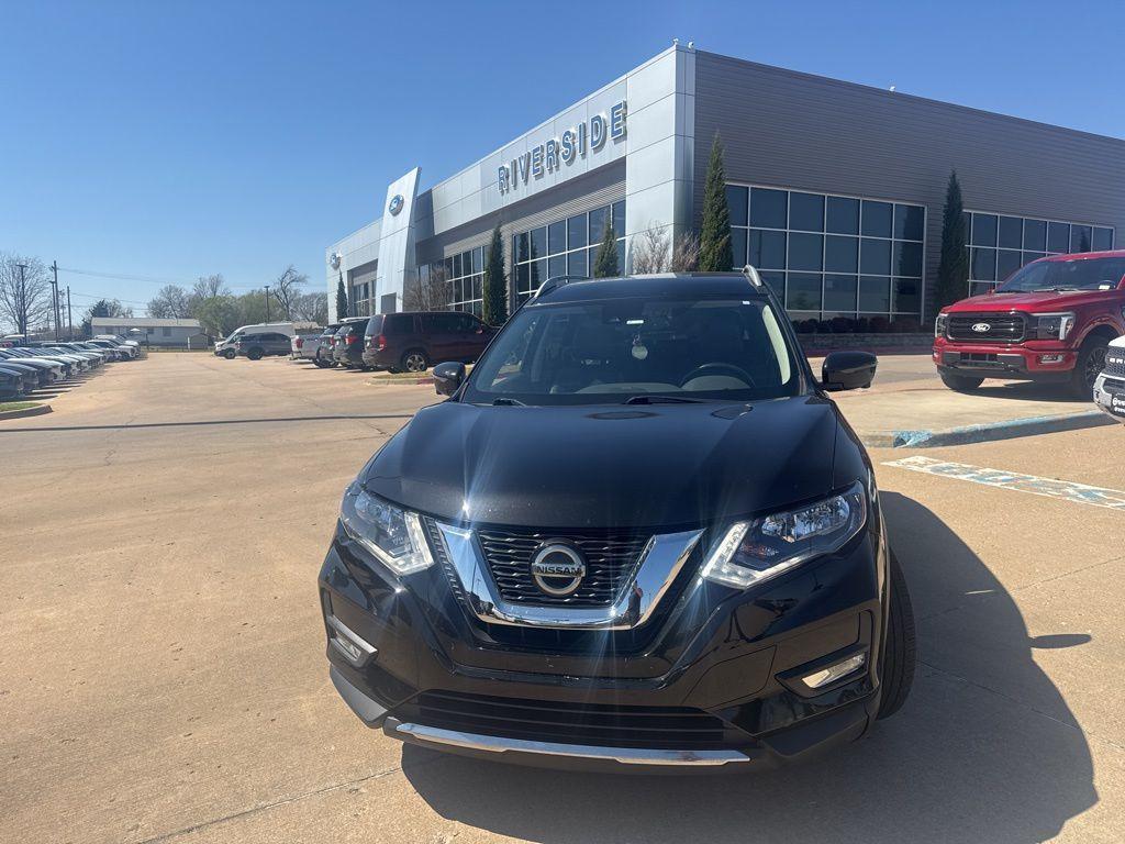 used 2020 Nissan Rogue car, priced at $14,395