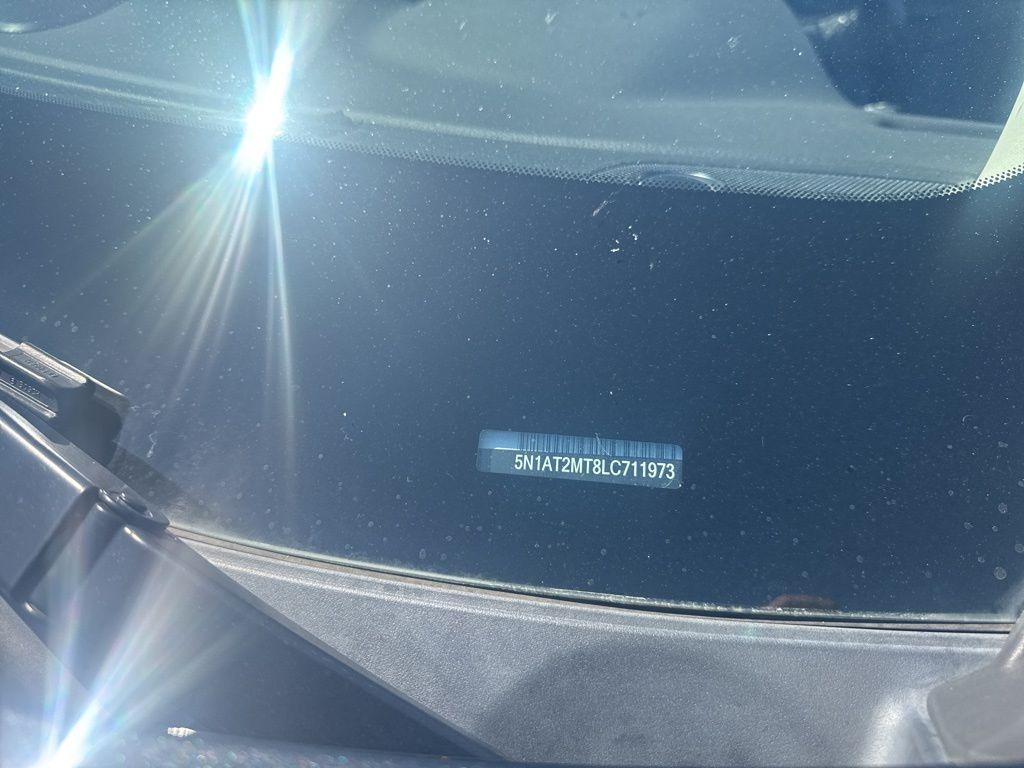 used 2020 Nissan Rogue car, priced at $14,395