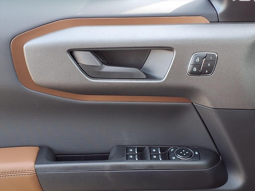 new 2025 Ford Bronco Sport car, priced at $33,888