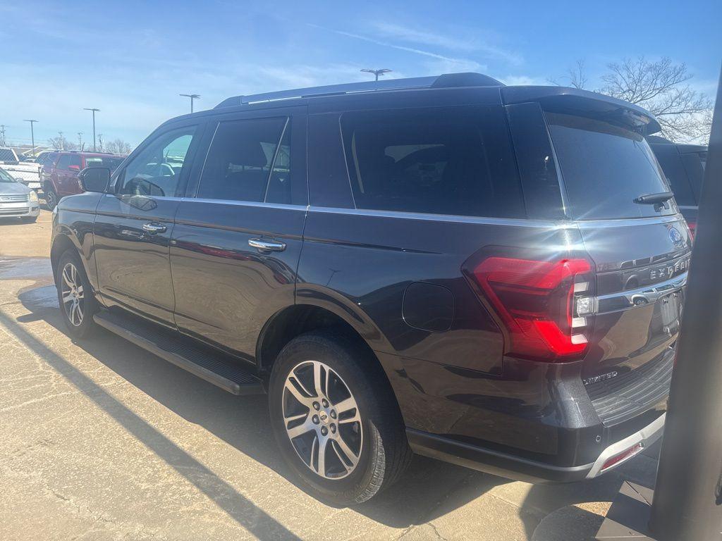 used 2024 Ford Expedition car, priced at $39,995
