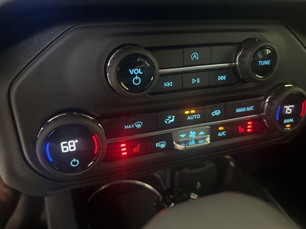 new 2025 Ford Bronco car, priced at $50,490