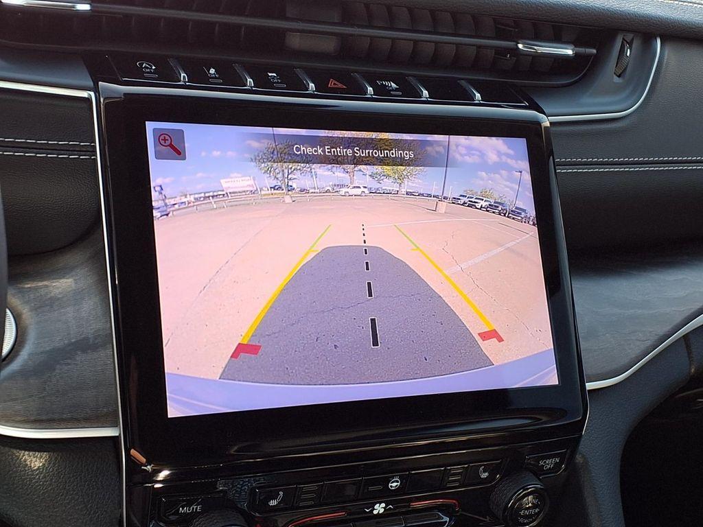 used 2023 Jeep Grand Cherokee car, priced at $27,995