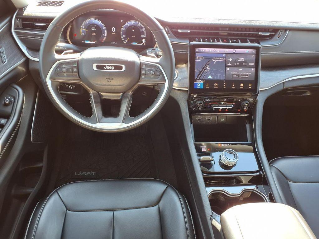 used 2023 Jeep Grand Cherokee car, priced at $27,995