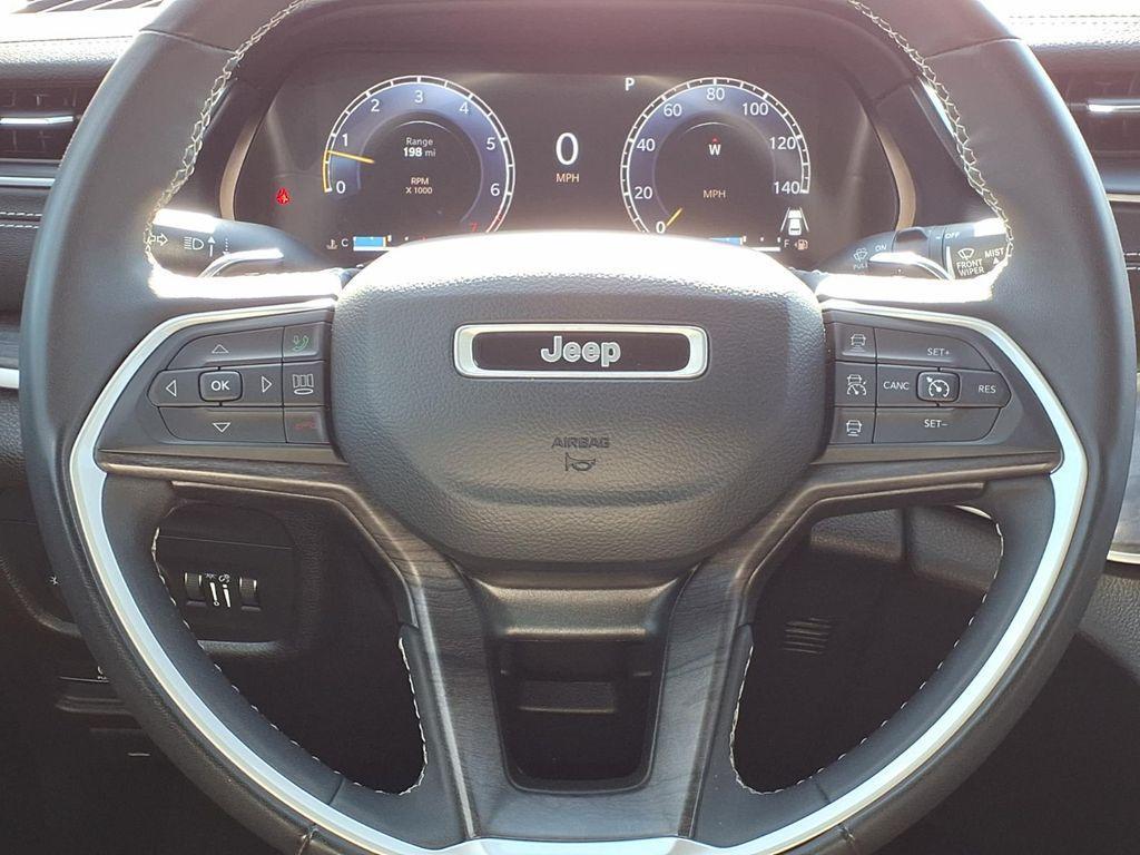 used 2023 Jeep Grand Cherokee car, priced at $27,995