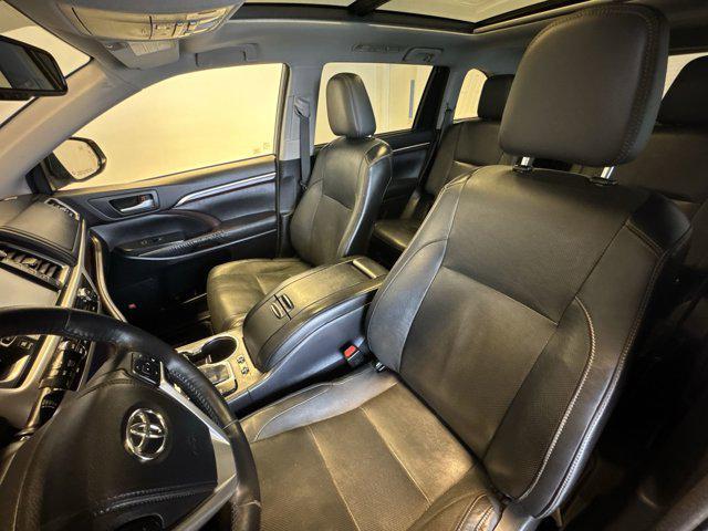 used 2015 Toyota Highlander car, priced at $12,697