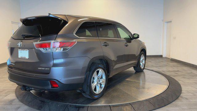 used 2015 Toyota Highlander car, priced at $12,697