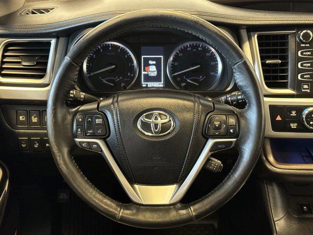 used 2015 Toyota Highlander car, priced at $12,697