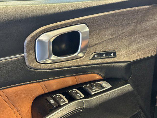 used 2022 Kia Sorento car, priced at $27,997