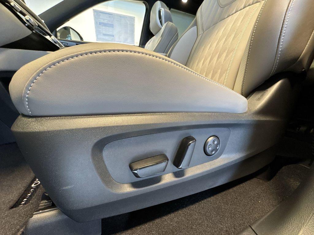new 2027 INFINITI QX60 car, priced at $66,618