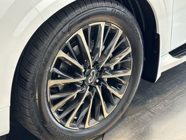 new 2026 INFINITI QX80 car, priced at $111,123
