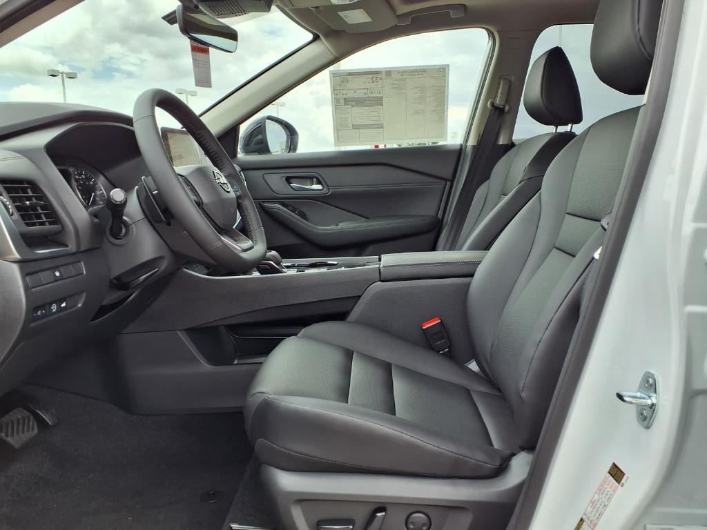 new 2026 Nissan Rogue car, priced at $33,425