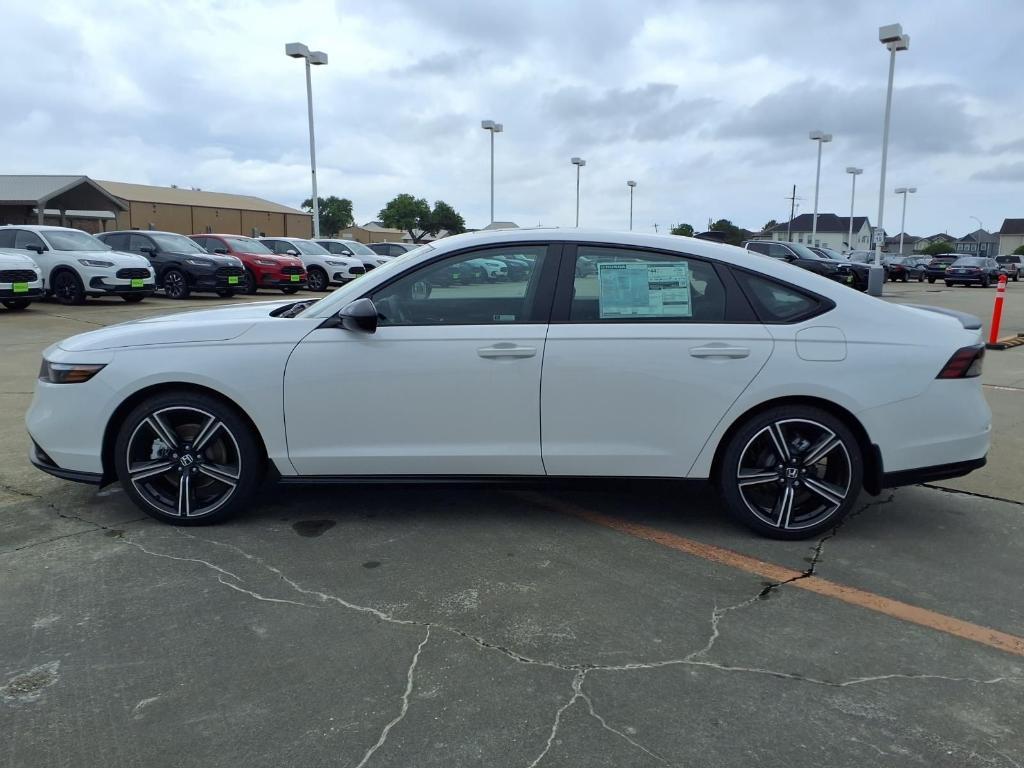 new 2026 Honda Accord Hybrid car, priced at $34,695