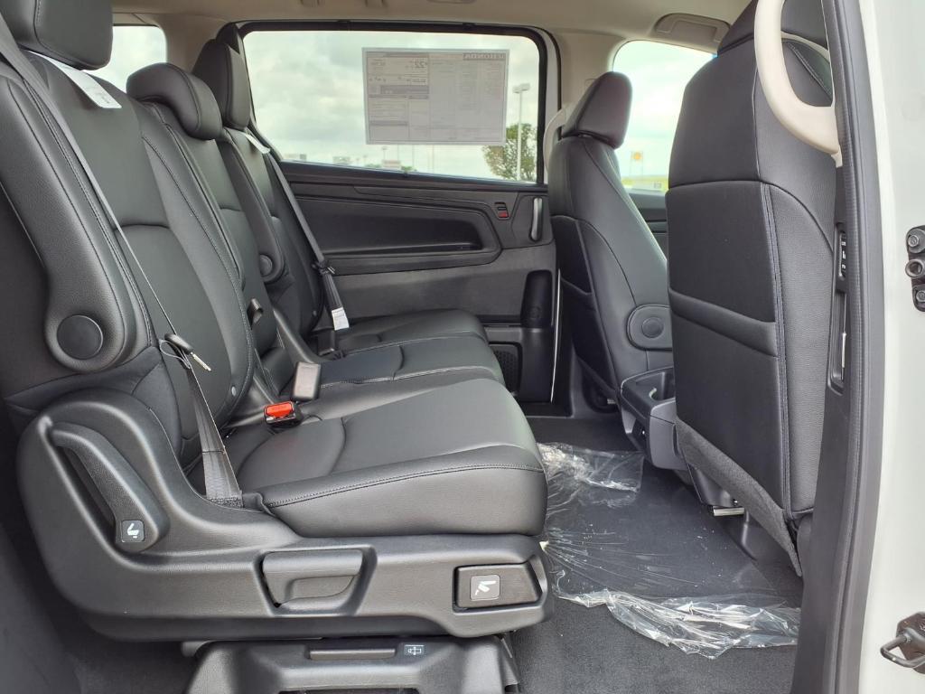 new 2026 Honda Odyssey car, priced at $42,214