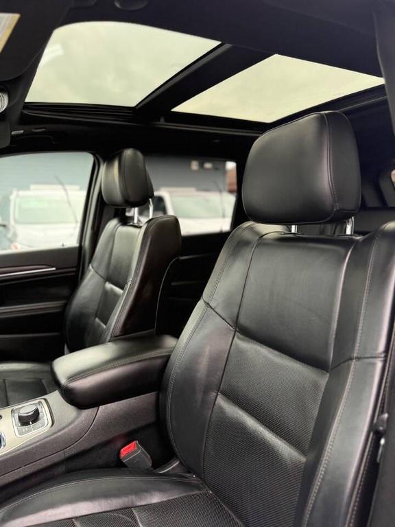 used 2021 Jeep Grand Cherokee car, priced at $21,995