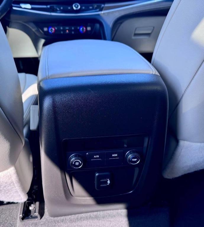 used 2024 Buick Enclave car, priced at $24,995