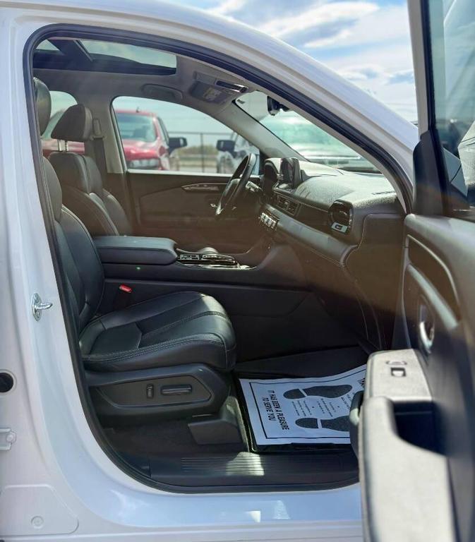 used 2023 Honda Pilot car, priced at $29,995