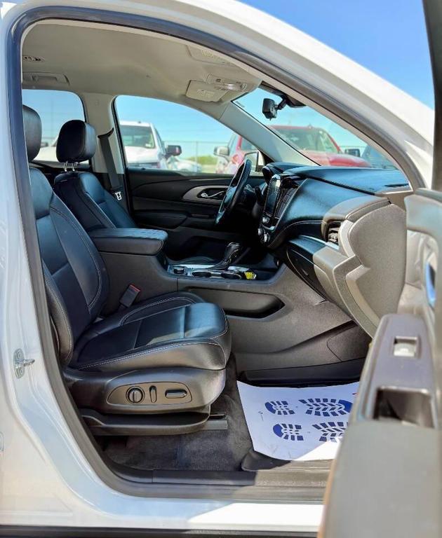 used 2019 Chevrolet Traverse car, priced at $16,995