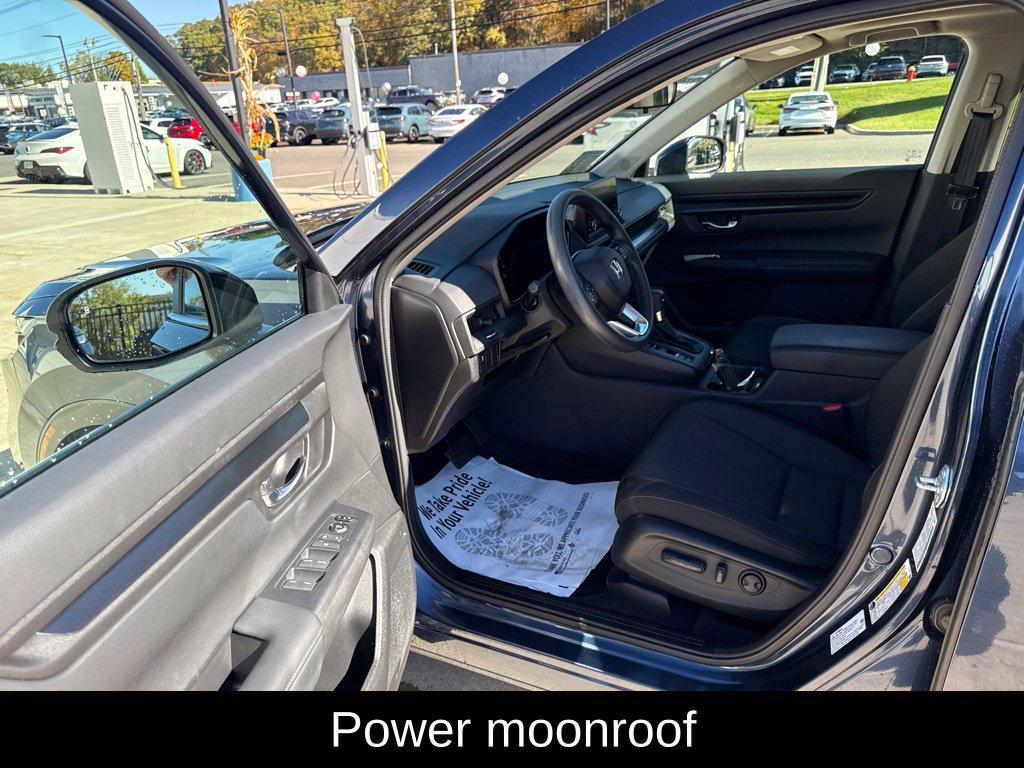 used 2025 Honda CR-V car, priced at $30,869