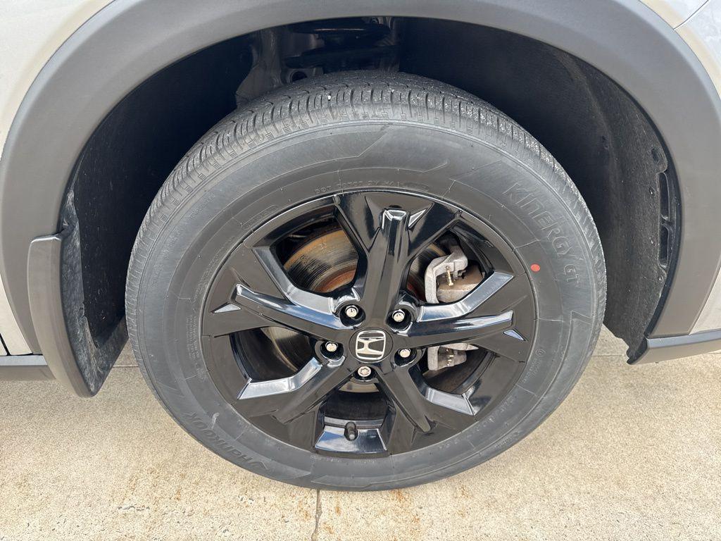 used 2023 Honda HR-V car, priced at $26,900