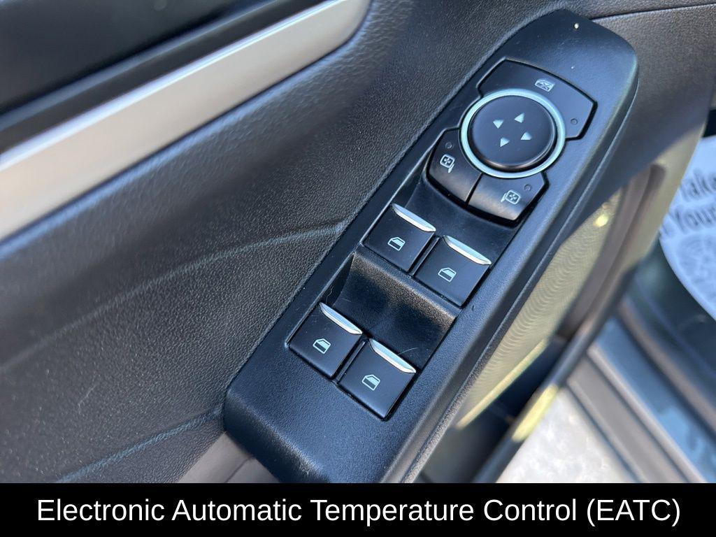 used 2022 Ford Escape car, priced at $17,231