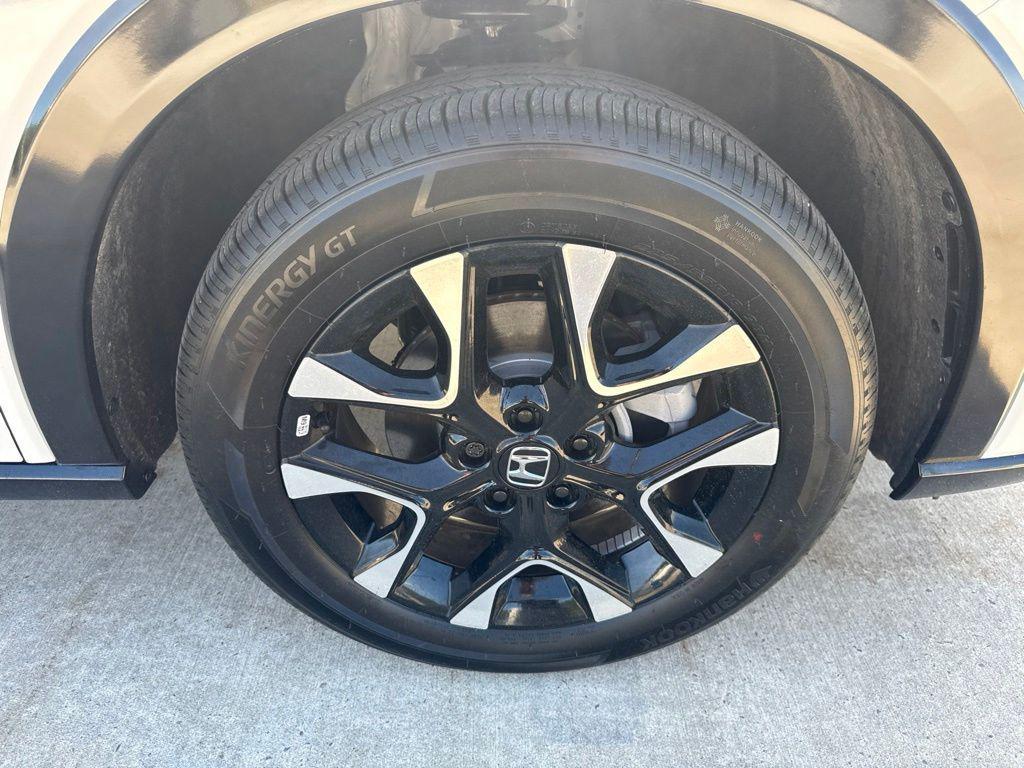 used 2026 Honda HR-V car, priced at $32,644
